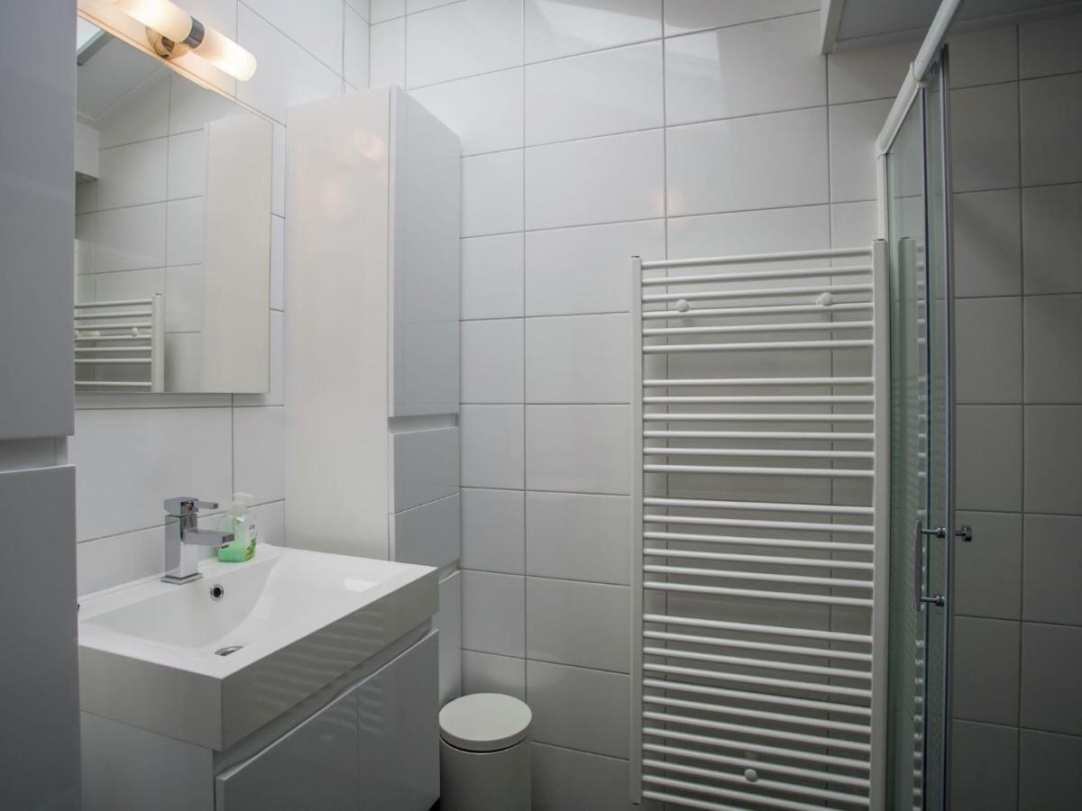 Holiday Home In Kattendijke With Terrace Екстериор снимка