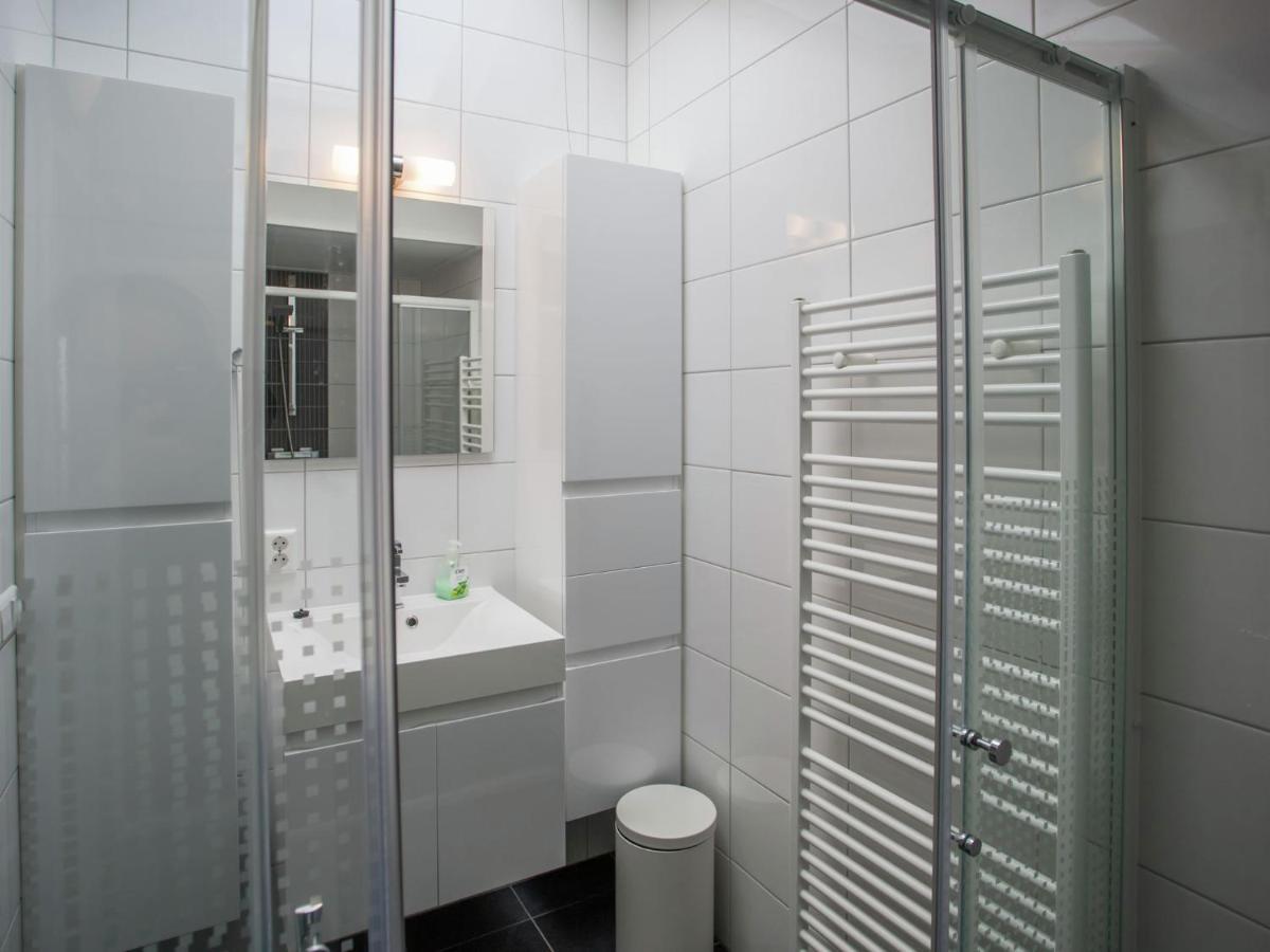 Holiday Home In Kattendijke With Terrace Екстериор снимка